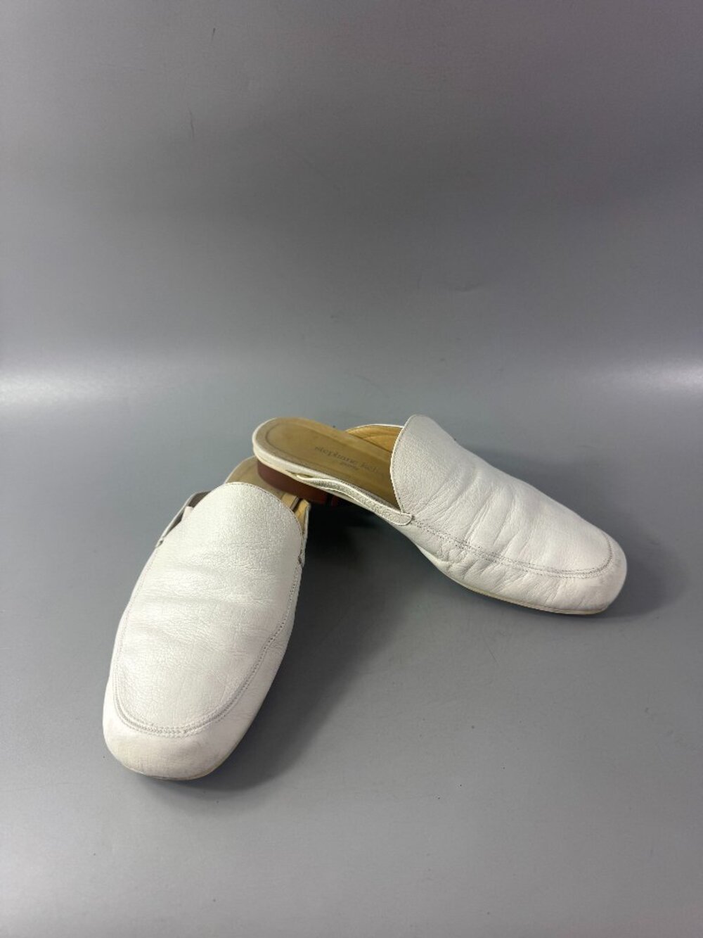 Stephane Kelian Paris White Leather Slippers